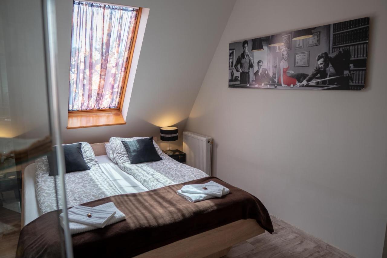 F57 - Franko Csaladi Panzio Bed & Breakfast